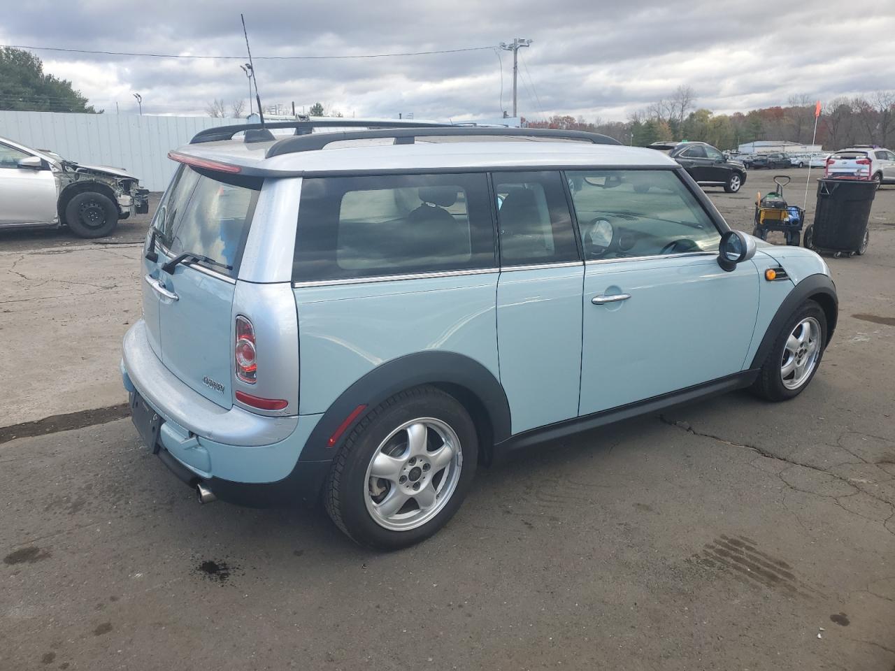 MINI COOPER CLUBMAN