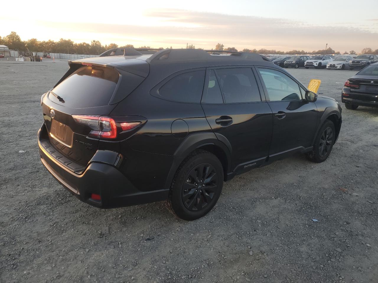 SUBARU OUTBACK ONYX EDITION XT