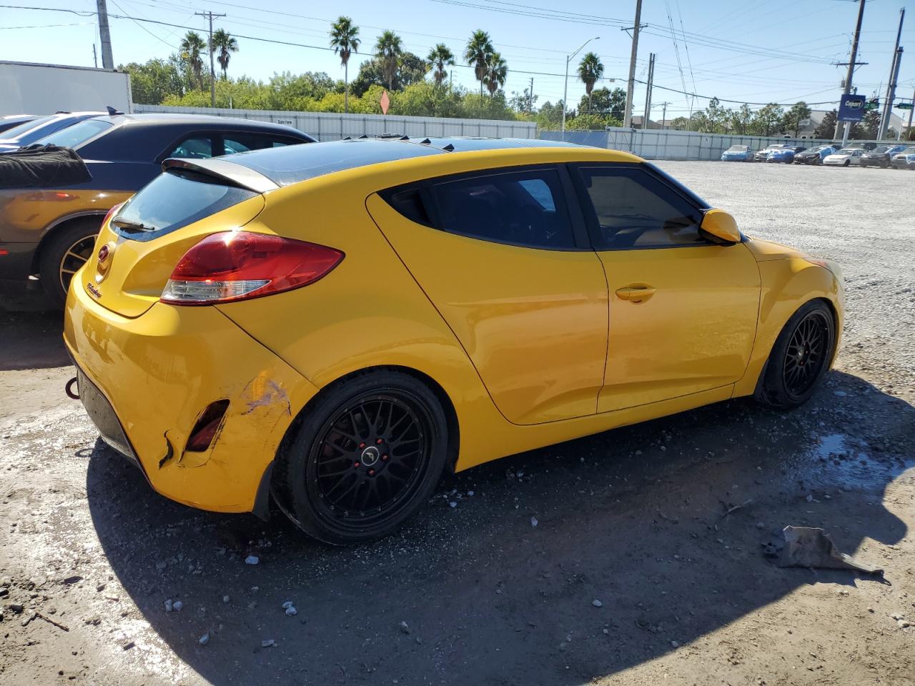 HYUNDAI VELOSTER