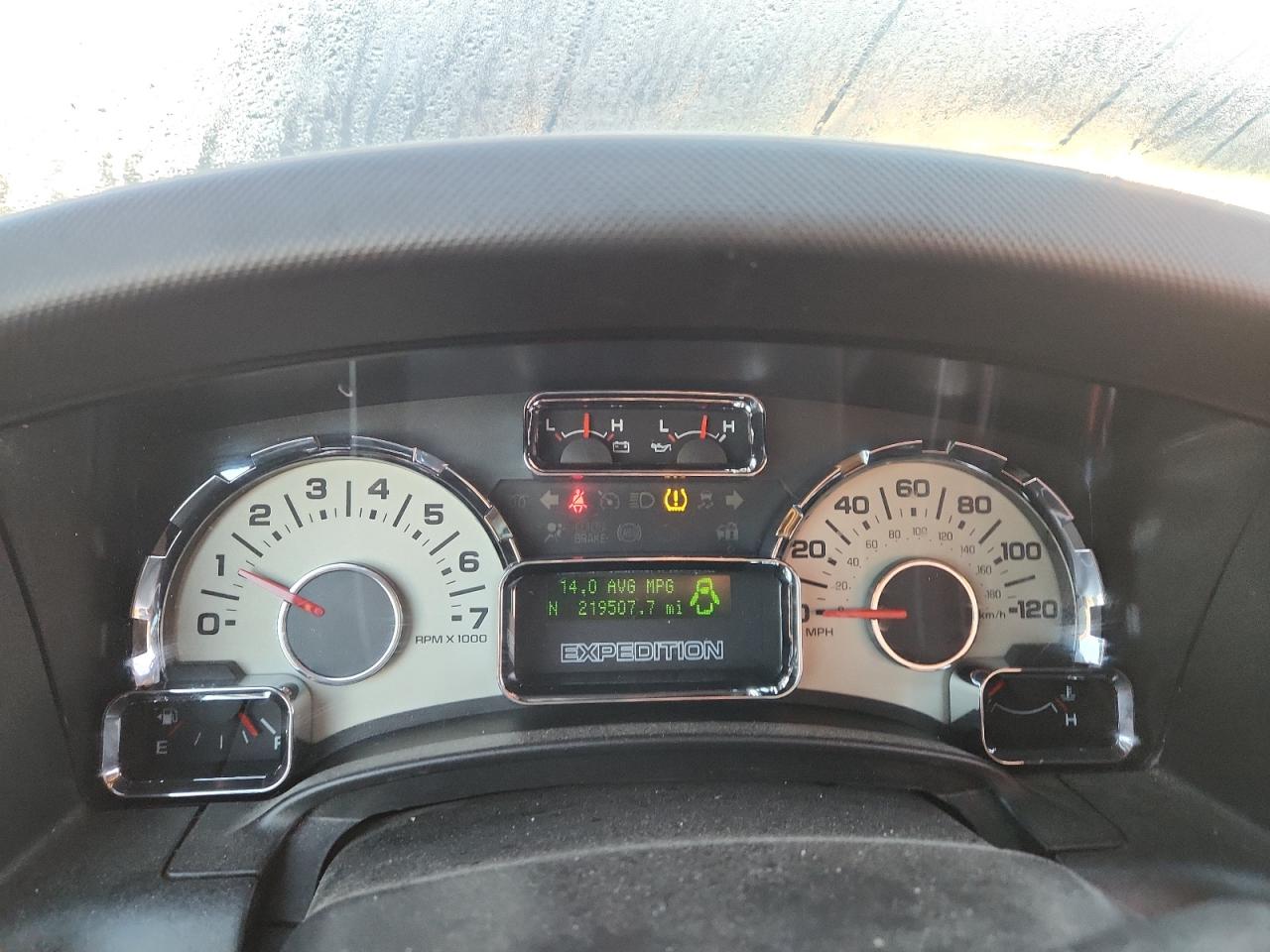 FORD EXPEDITION LIMITED