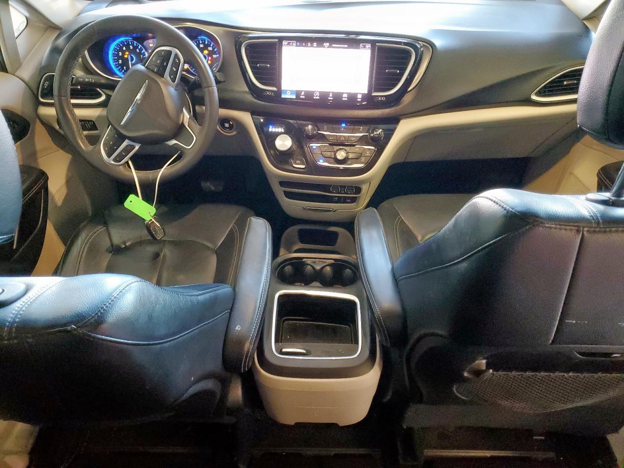 CHRYSLER PACIFICA TOURING L