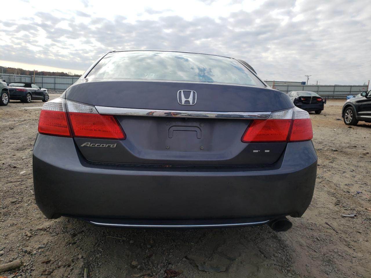 Lot #3301791373 2013 HONDA ACCORD EX