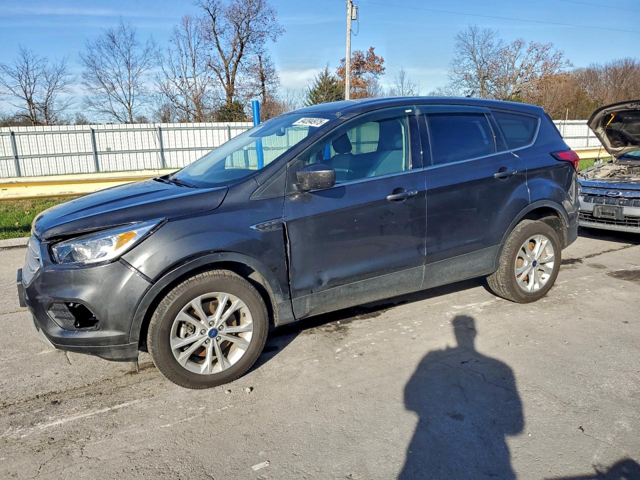 FORD ESCAPE SE