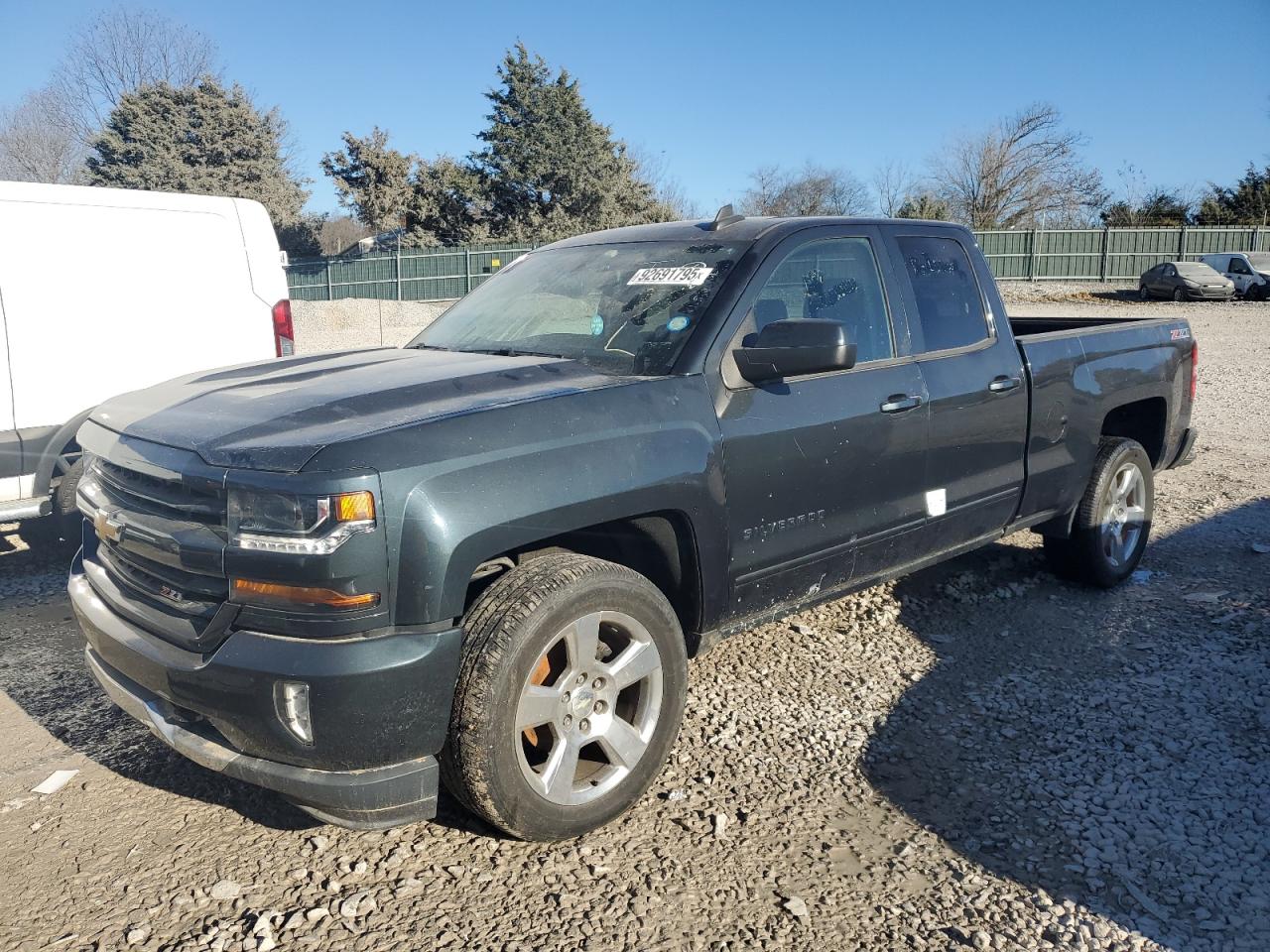 CHEVROLET SILVERADO K1500 LT