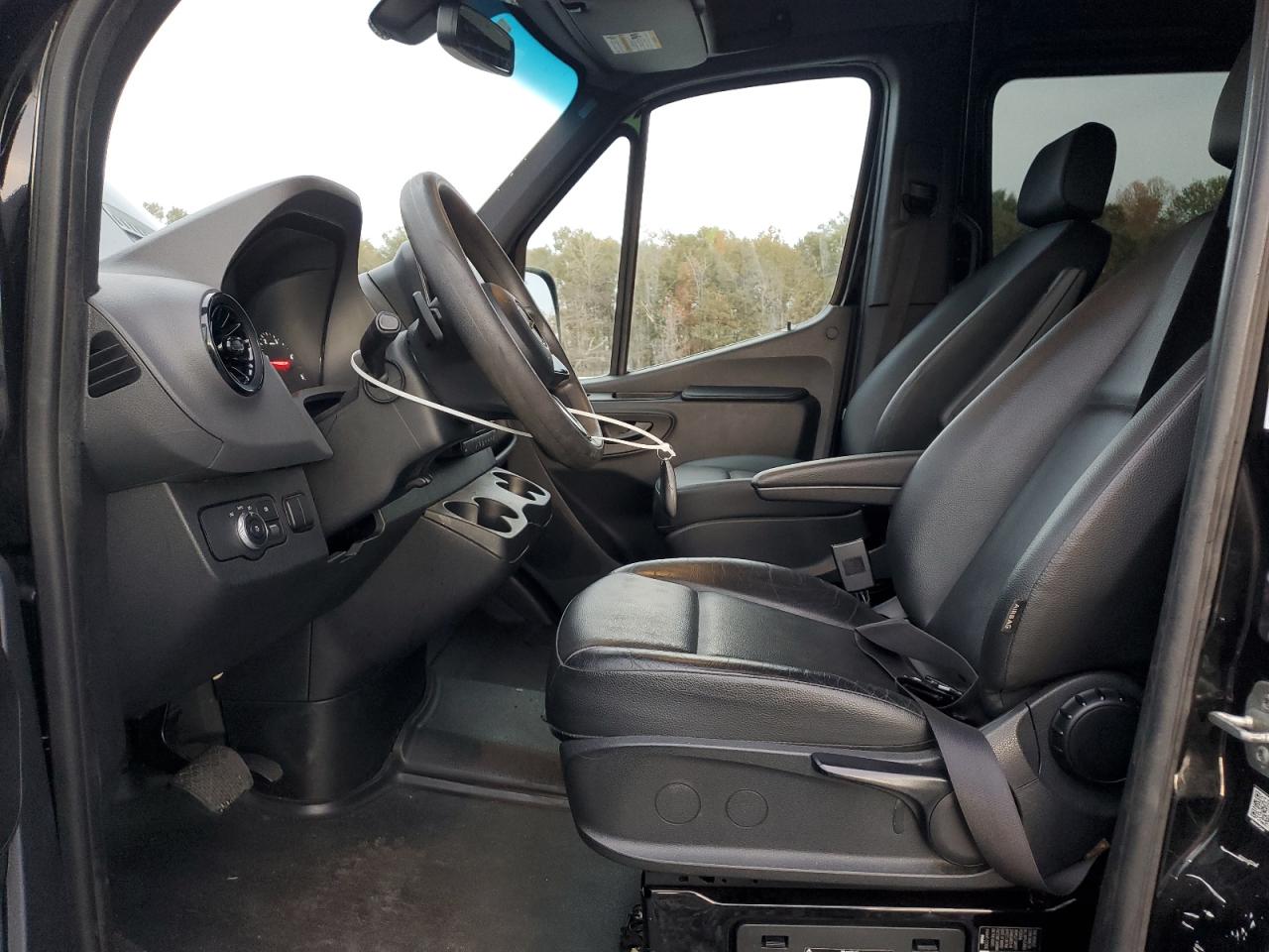 MERCEDES-BENZ SPRINTER 2500/3500