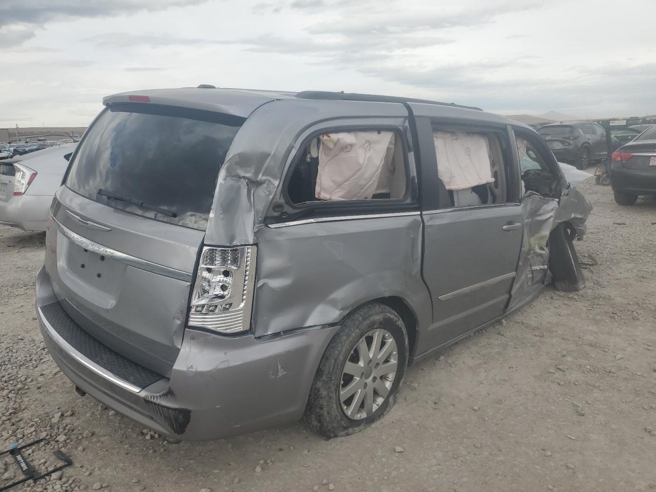 CHRYSLER TOWN & COUNTRY TOURING