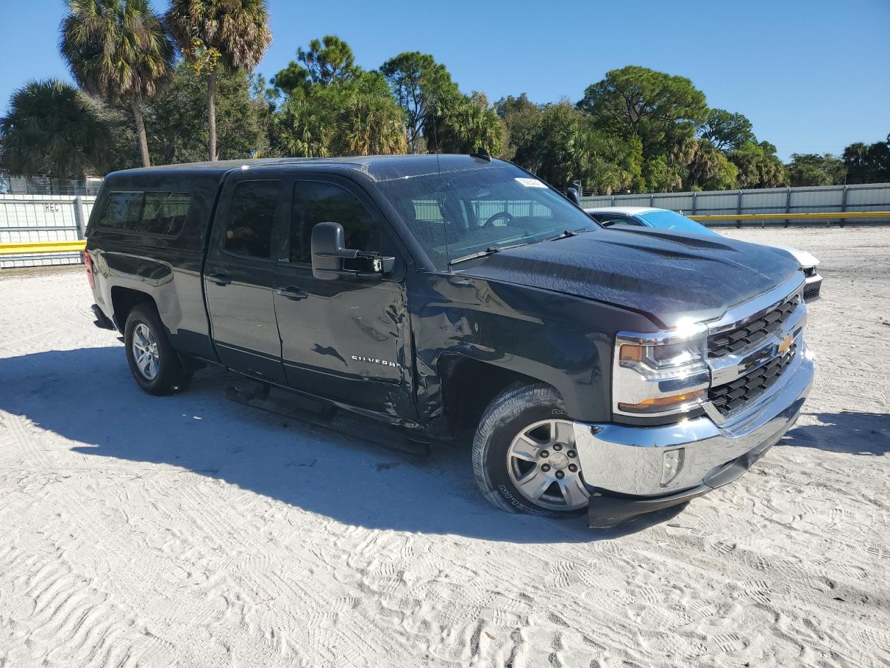 CHEVROLET SILVERADO C1500 LT