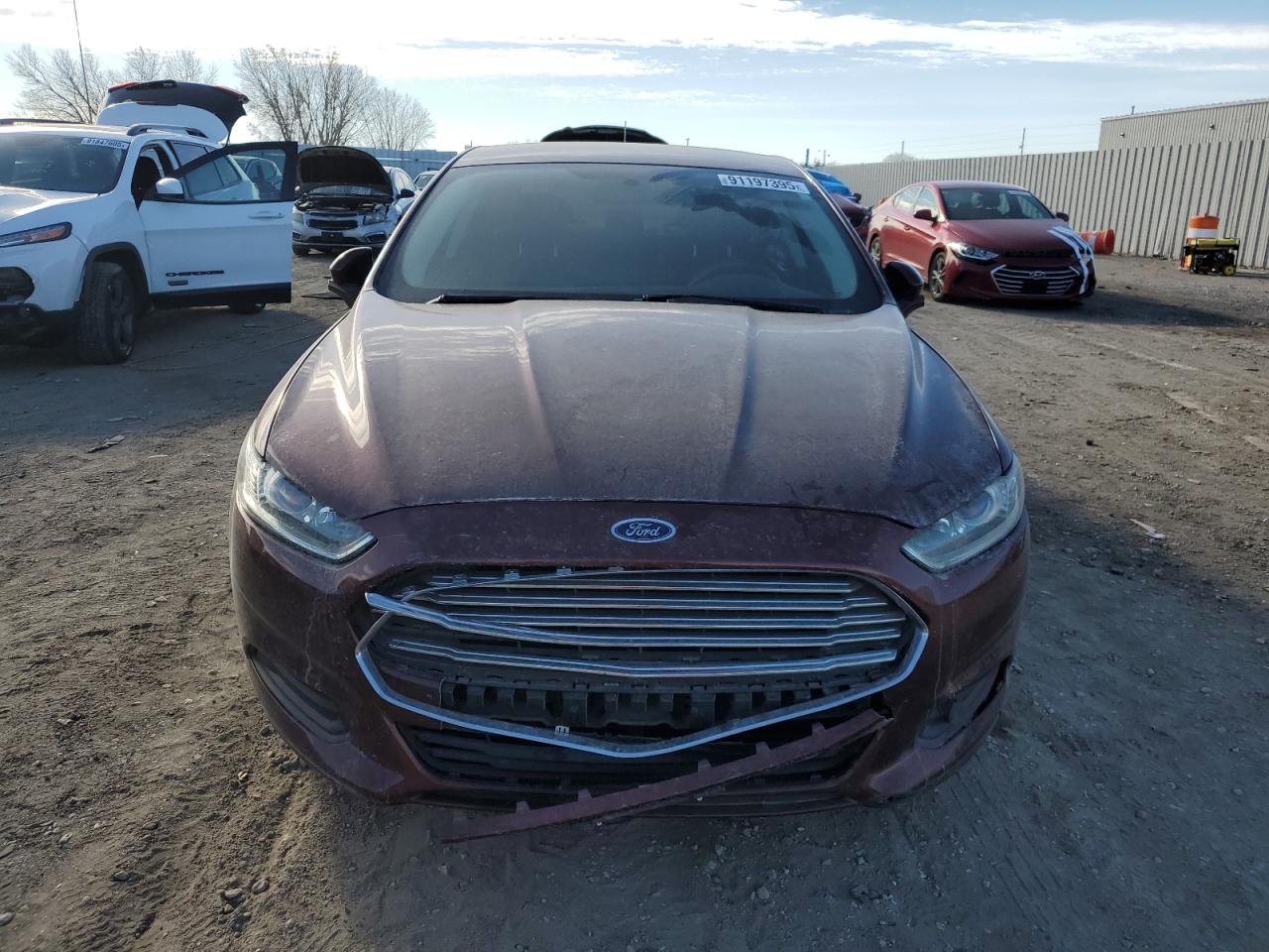 FORD FUSION SE