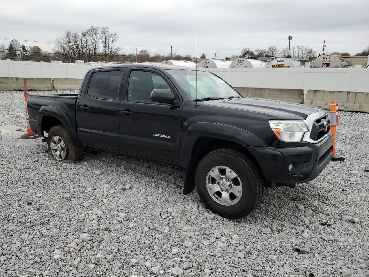 TOYOTA TACOMA DOUBLE CAB
