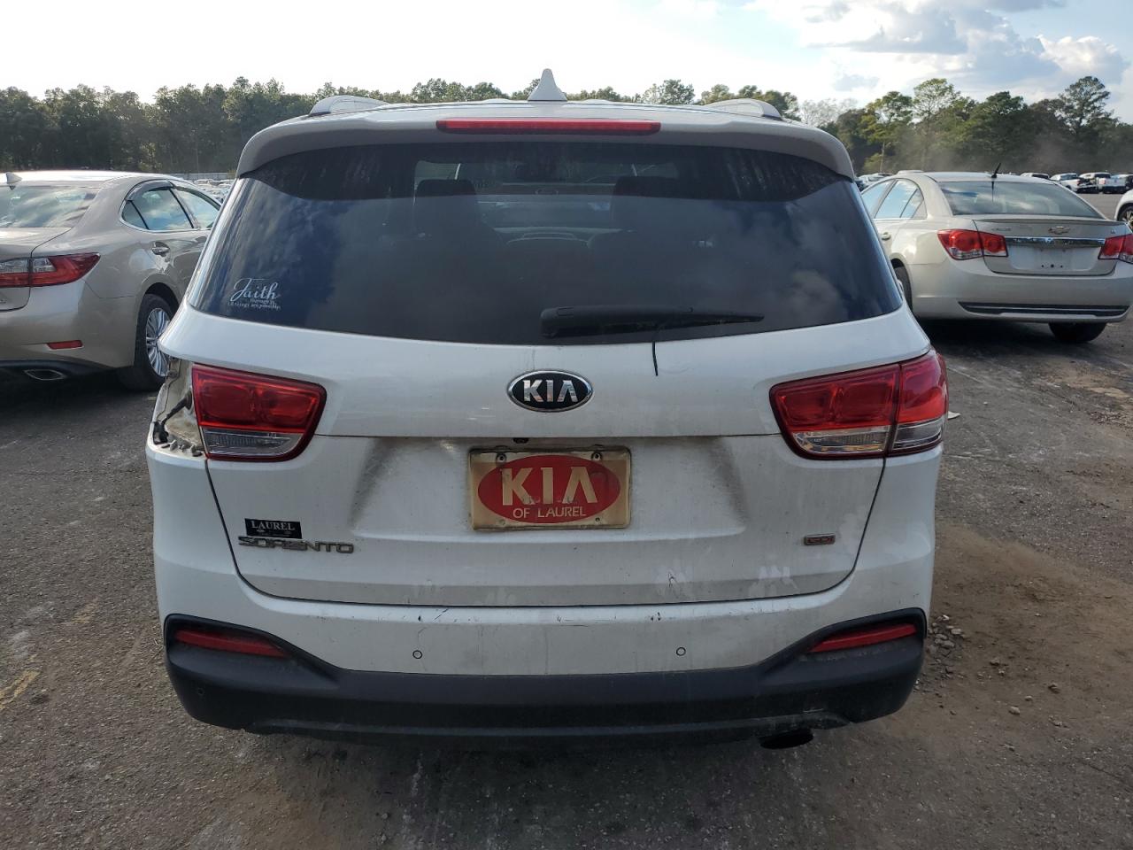 KIA SORENTO LX