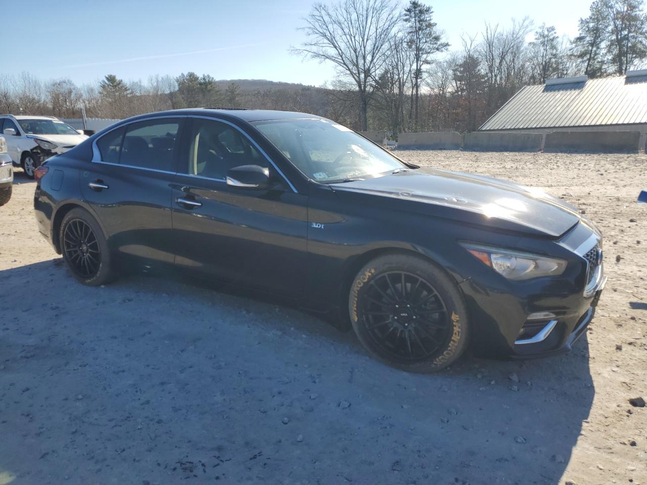 INFINITI Q50 LUXE