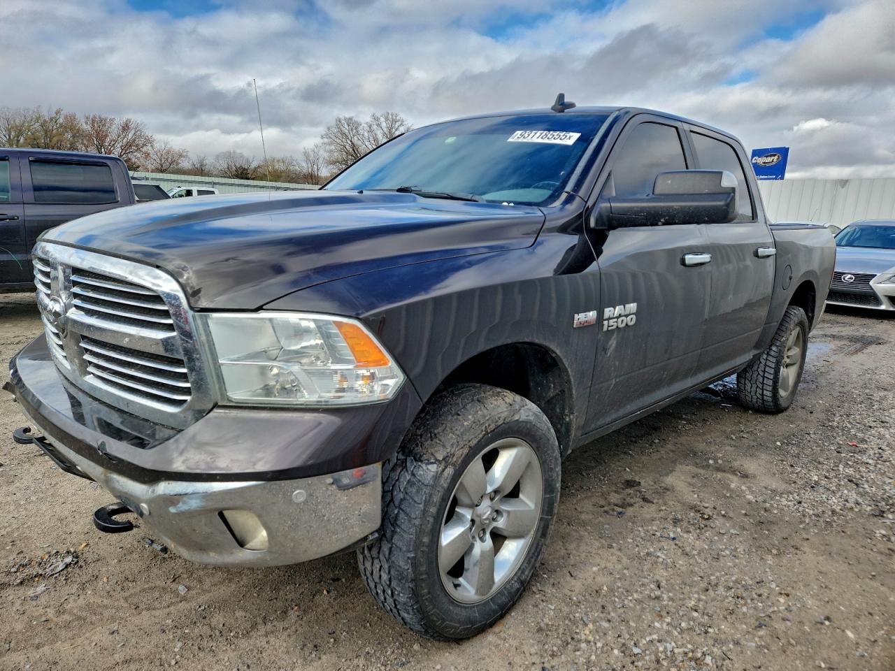 RAM 1500 SLT