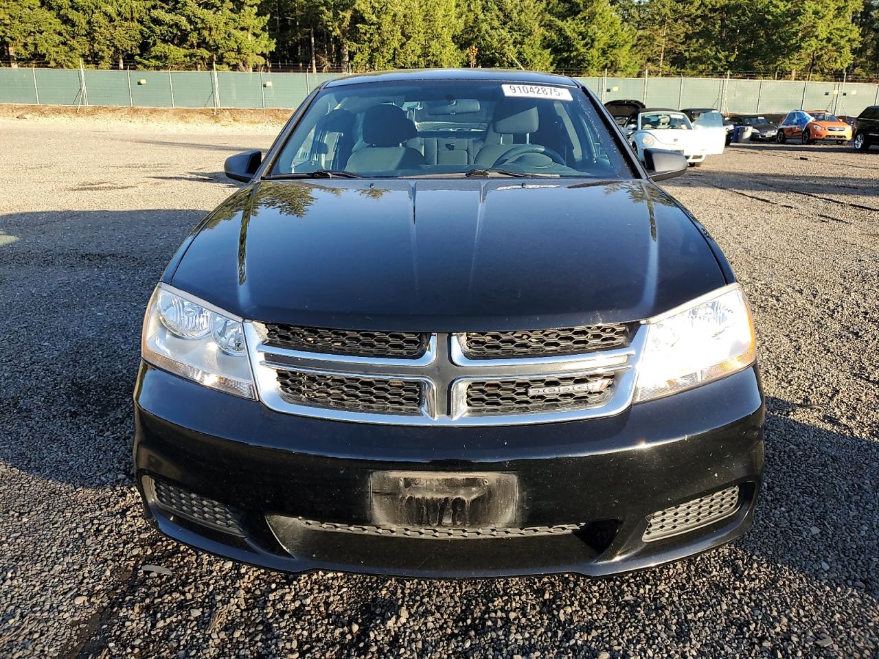 DODGE AVENGER SE