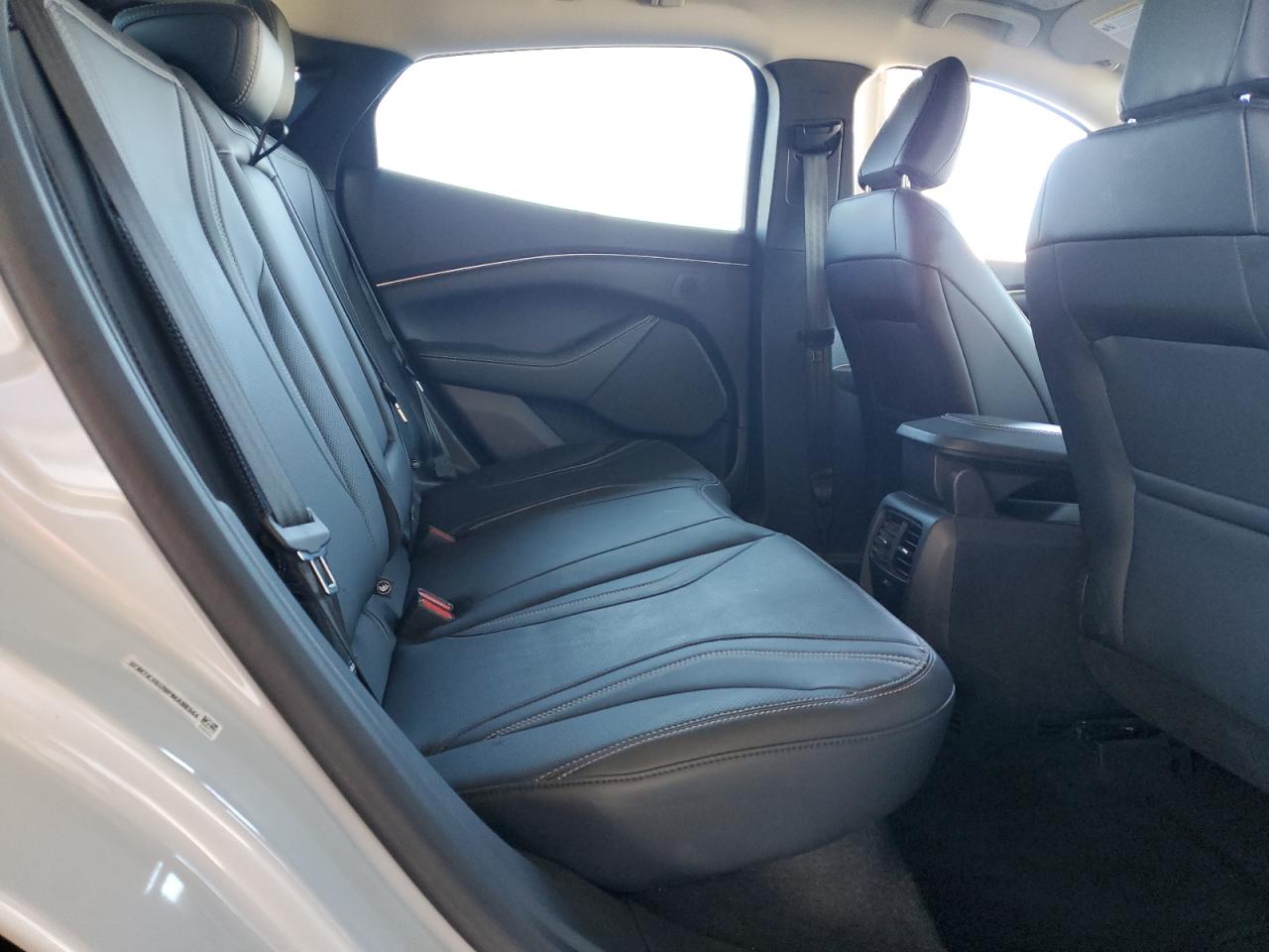 FORD MUSTANG PREMIUM