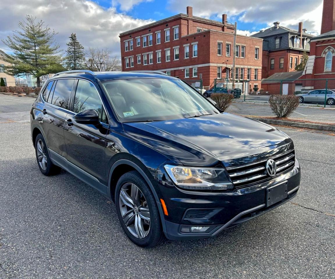 VOLKSWAGEN TIGUAN SE