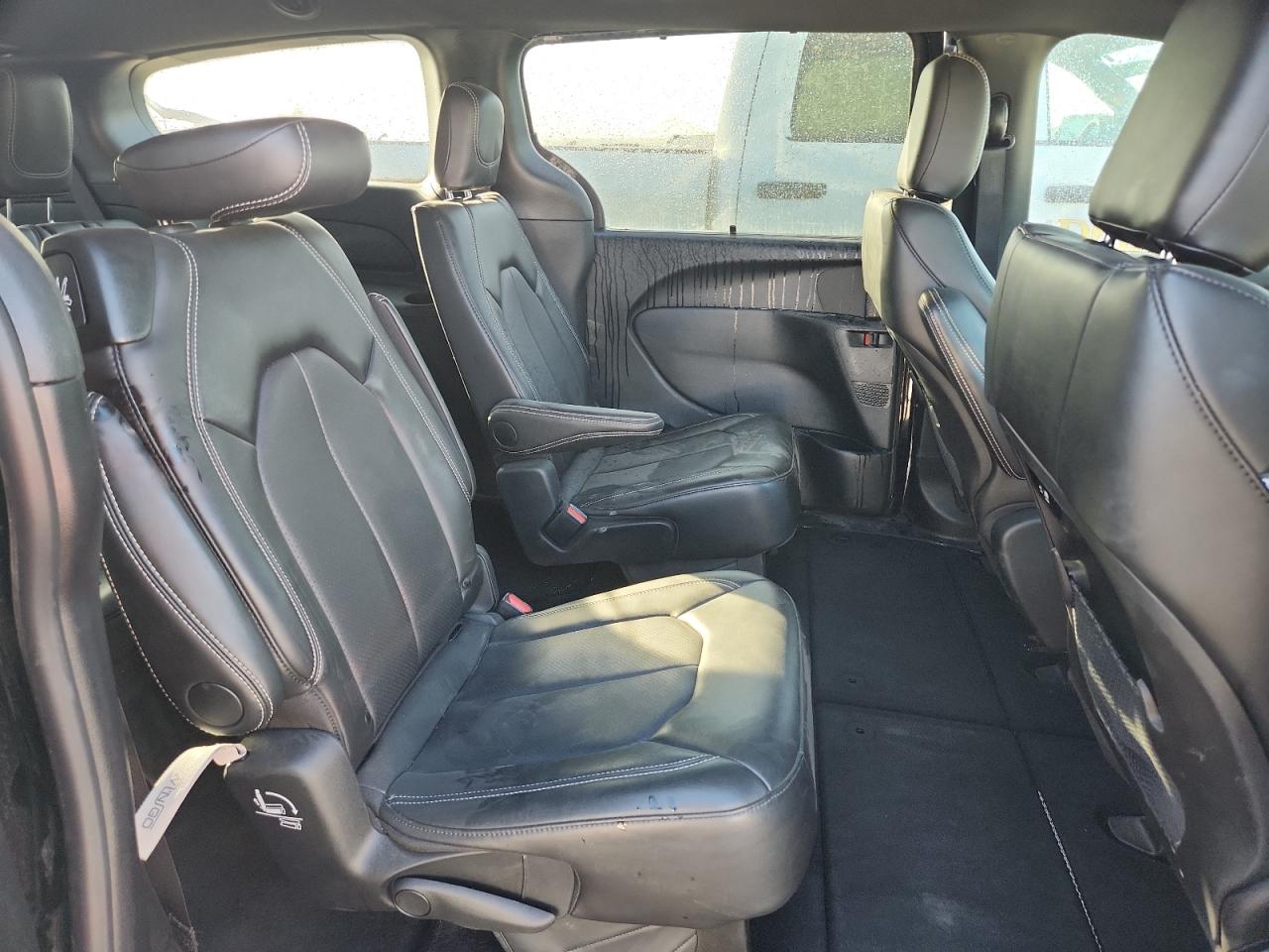 CHRYSLER PACIFICA SELECT