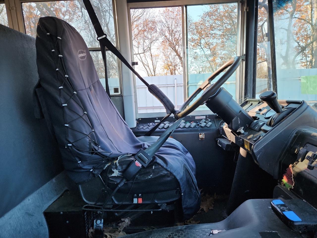 Lot #3287416370 2011 THOMAS SCHOOL BUS