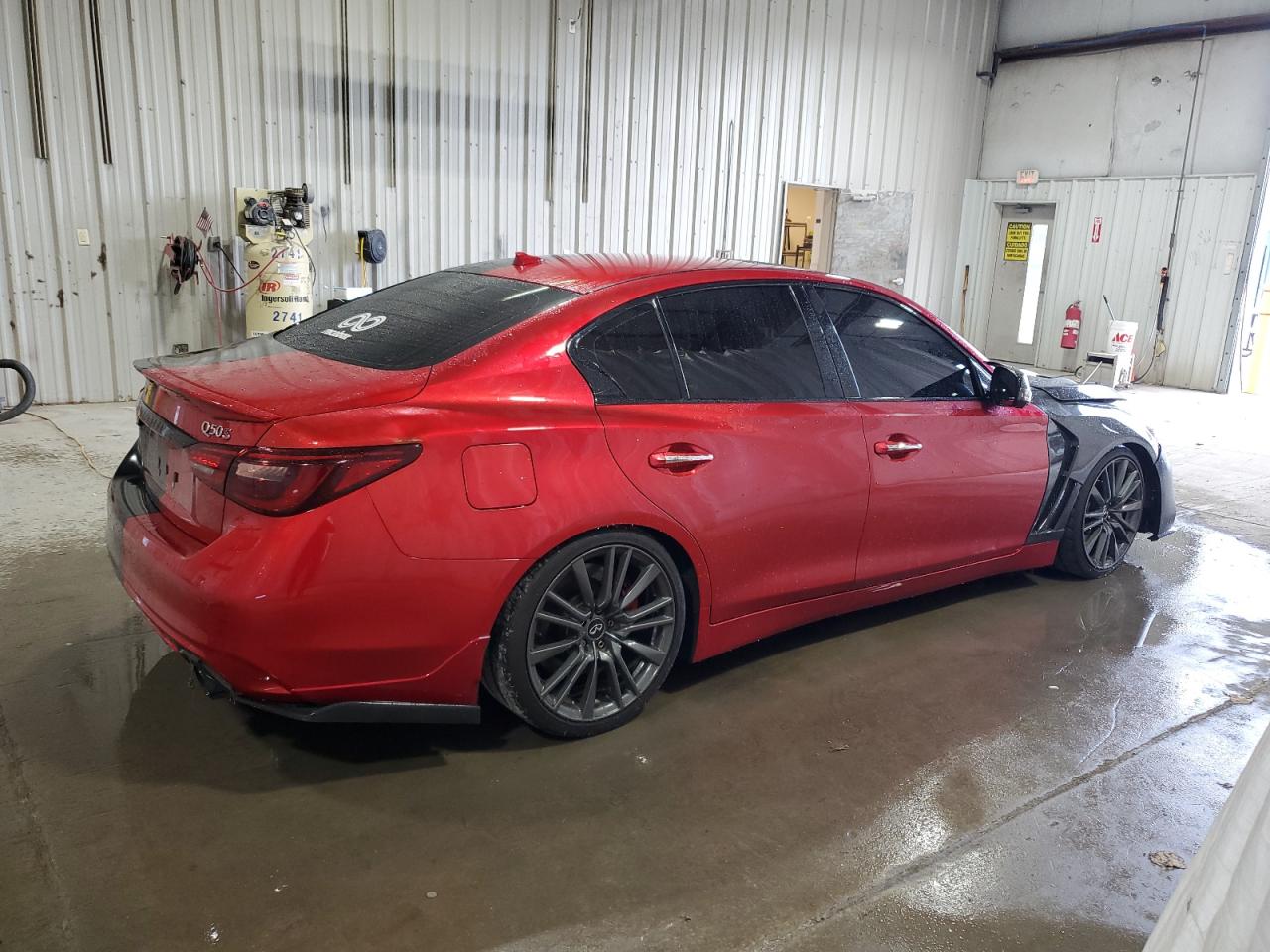 INFINITI Q50 RED SPORT 400