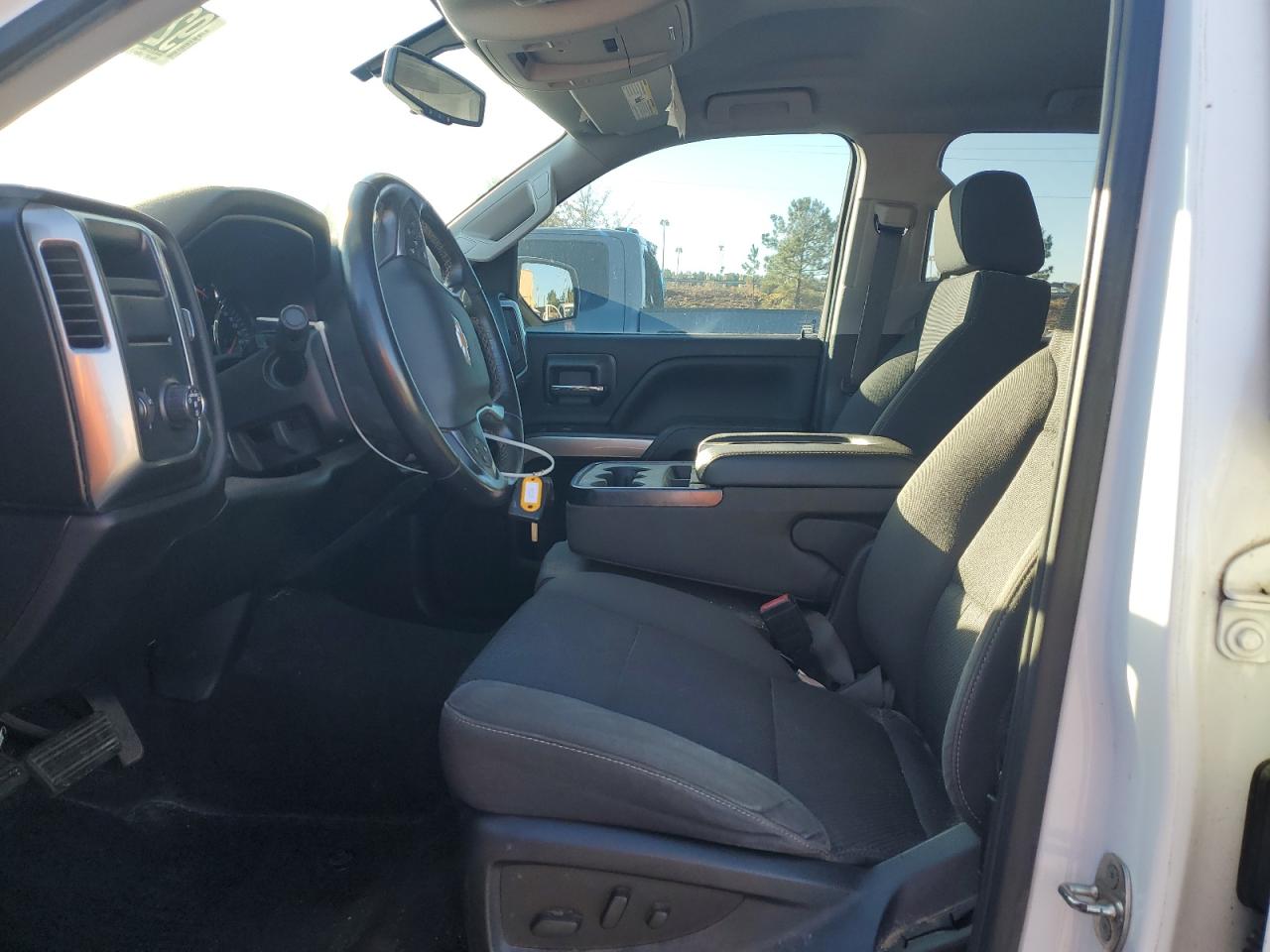 CHEVROLET SILVERADO C1500 LT