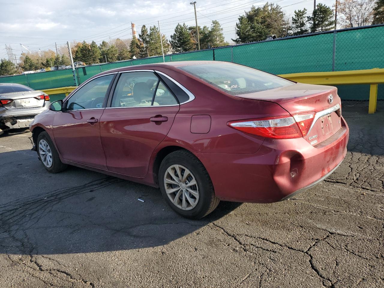 TOYOTA CAMRY LE