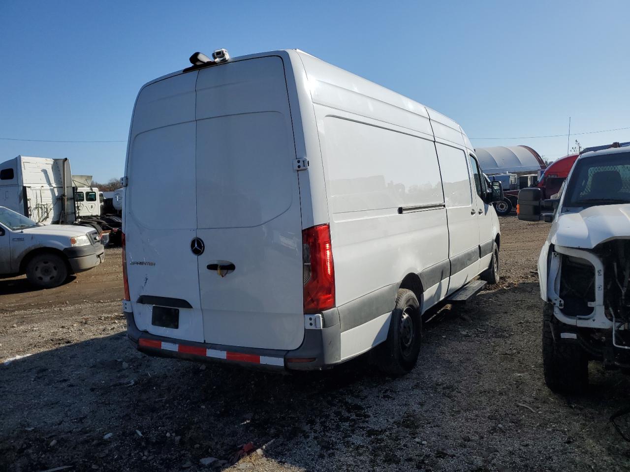 MERCEDES-BENZ SPRINTER 2500