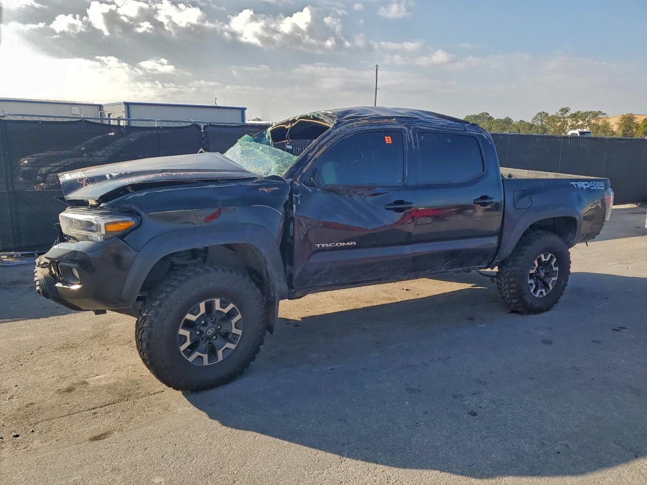 TOYOTA TACOMA DOUBLE CAB