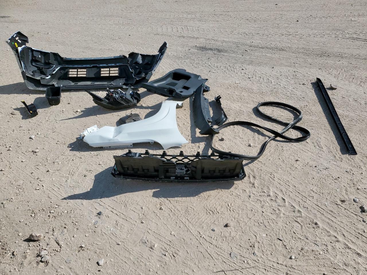 Lot #3311664224 2024 NISSAN FRONTIER S