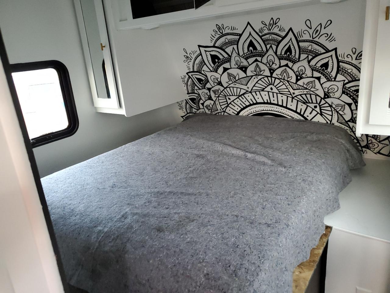 Lot #3287429020 2019 HEAR NORTH COUN