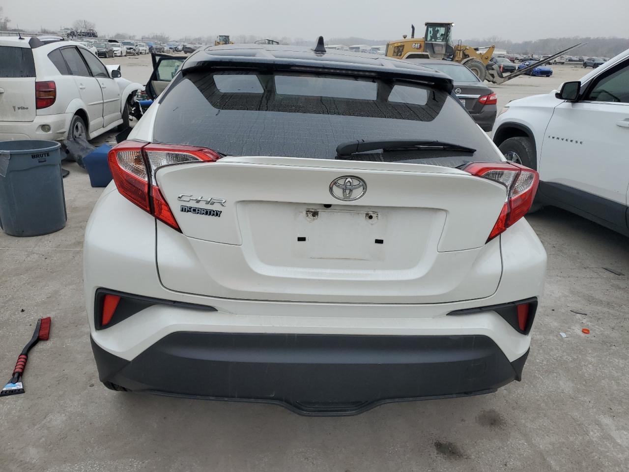TOYOTA C-HR XLE