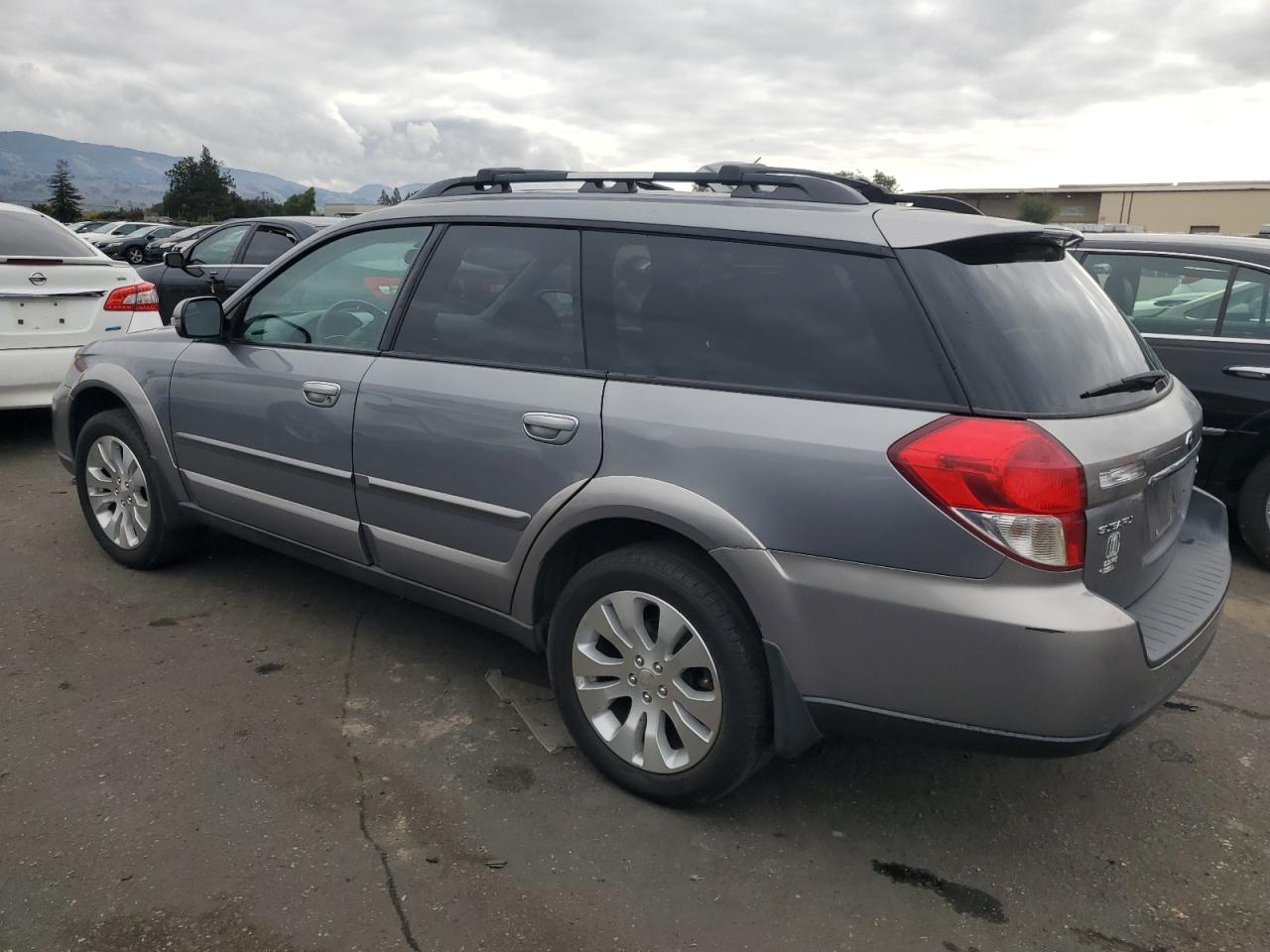 Lot #3312735194 2009 SUBARU OUTBACK 2.