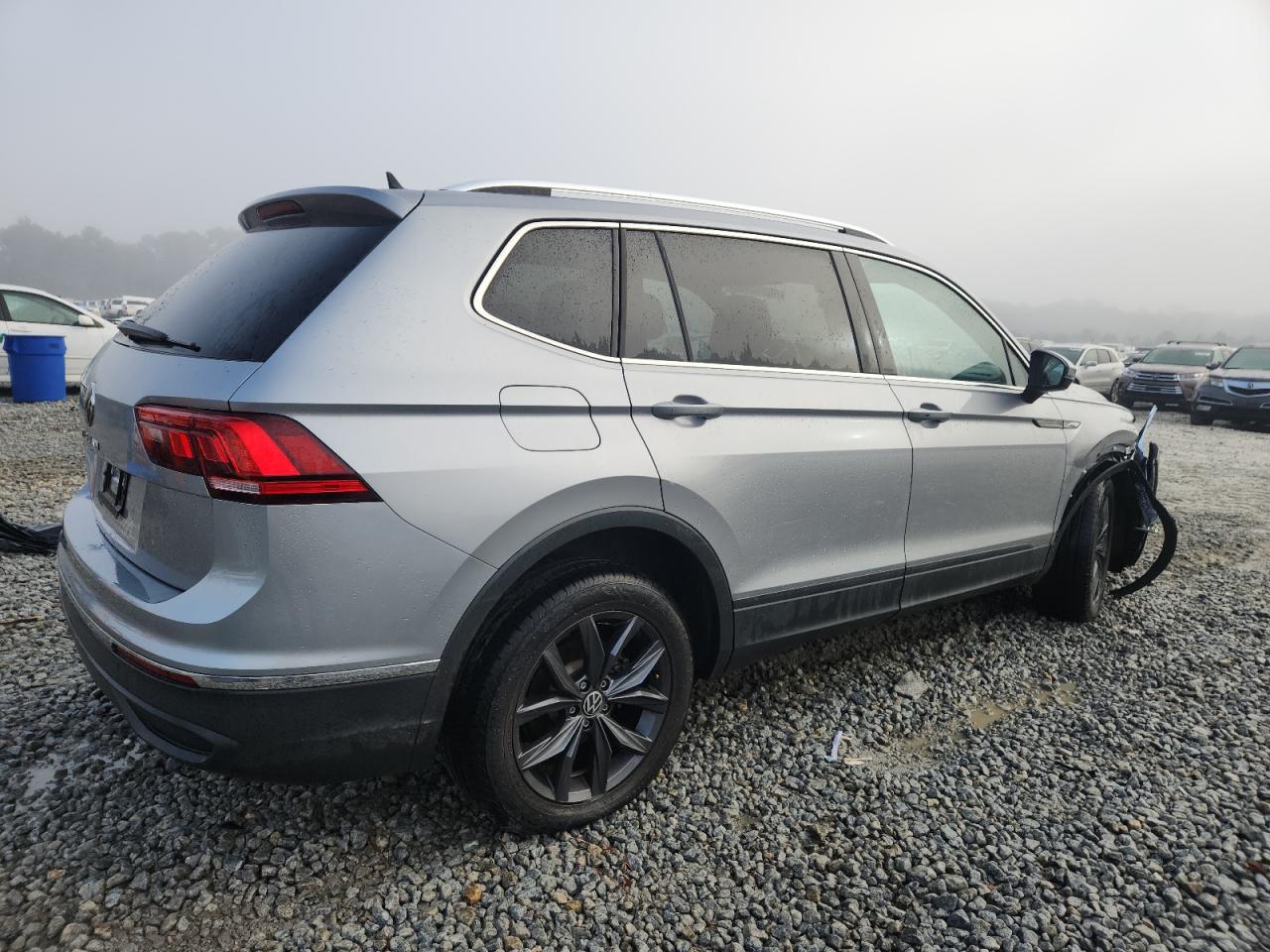 VOLKSWAGEN TIGUAN SE