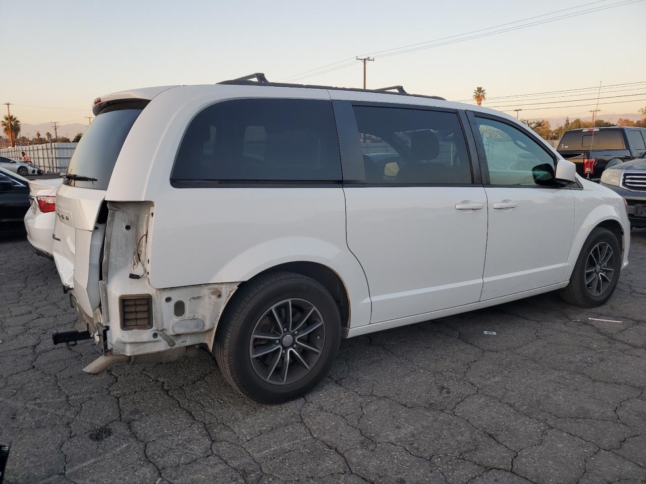 DODGE GRAND CARAVAN SXT
