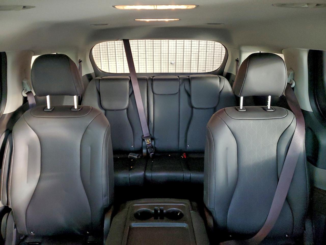 KIA CARNIVAL LX