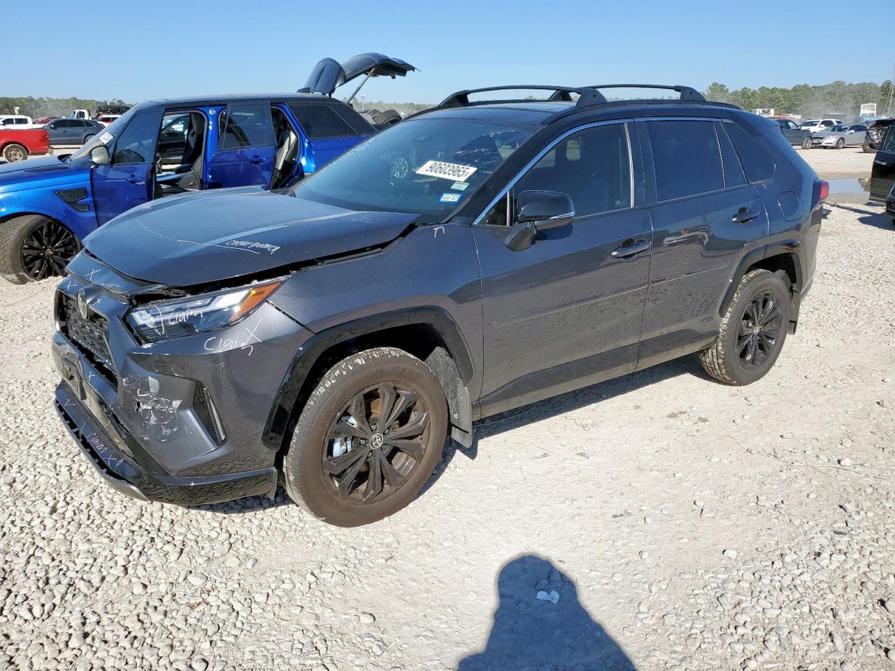 TOYOTA RAV4 XSE