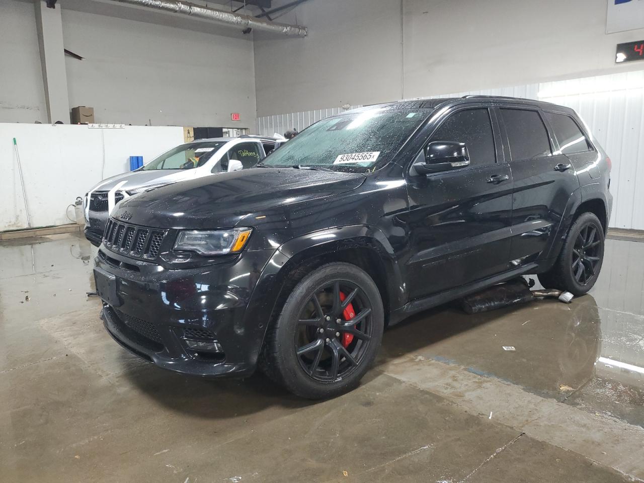 JEEP GRAND CHEROKEE SRT-8