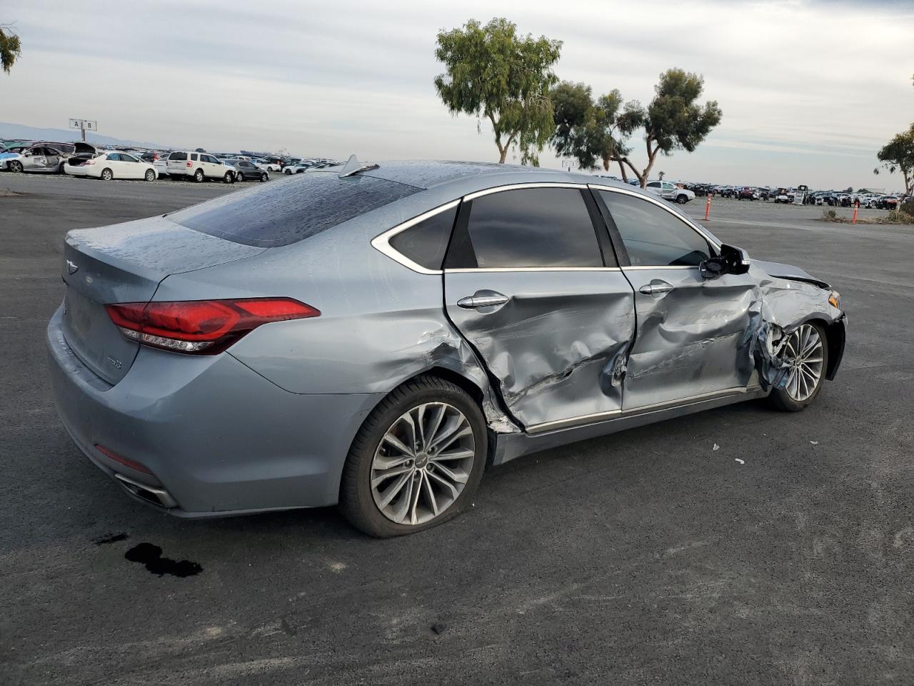 HYUNDAI GENESIS 3.8L