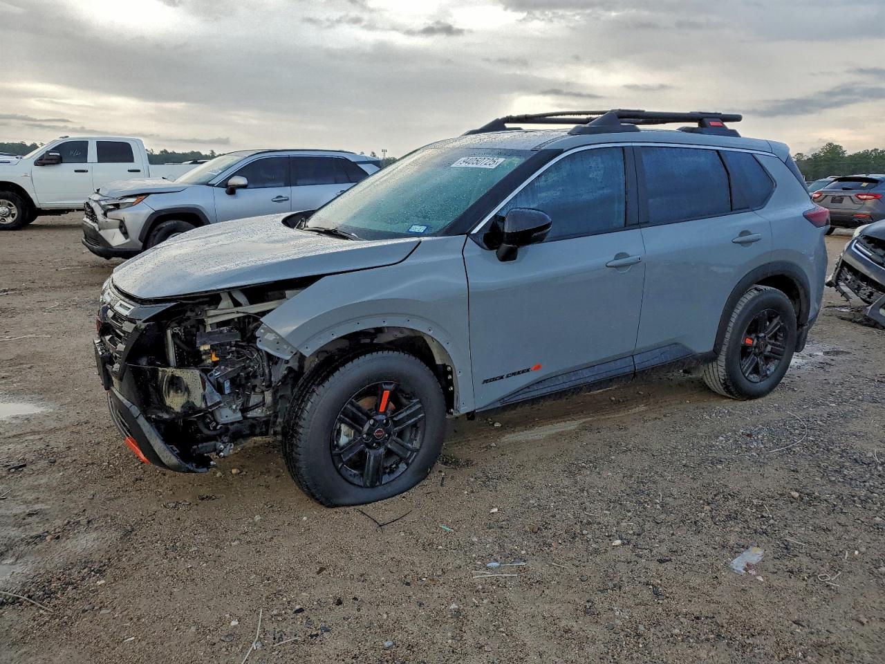 NISSAN ROGUE SV