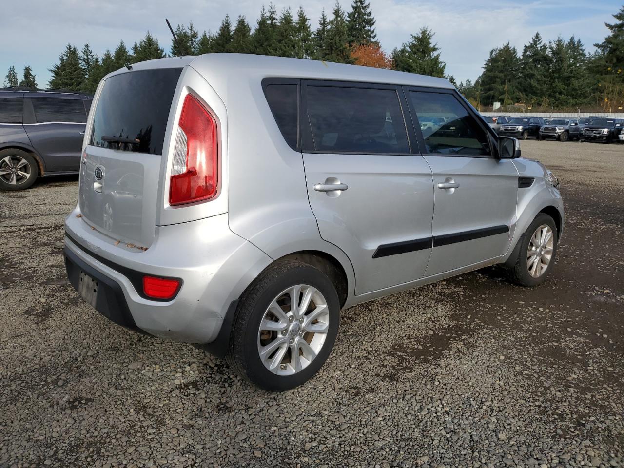 KIA SOUL +