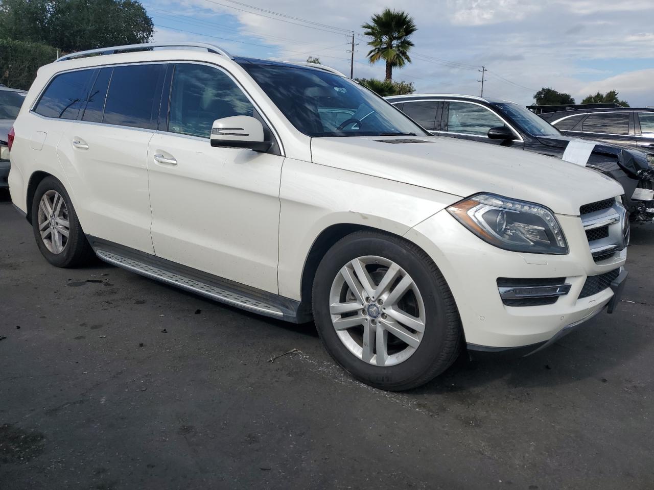 MERCEDES-BENZ GL-CLASS 350 BLUETEC