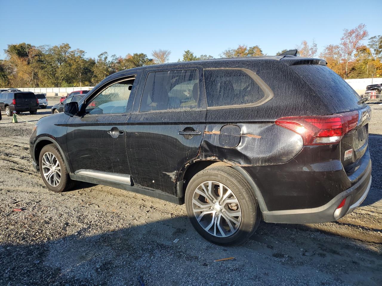 MITSUBISHI OUTLANDER ES