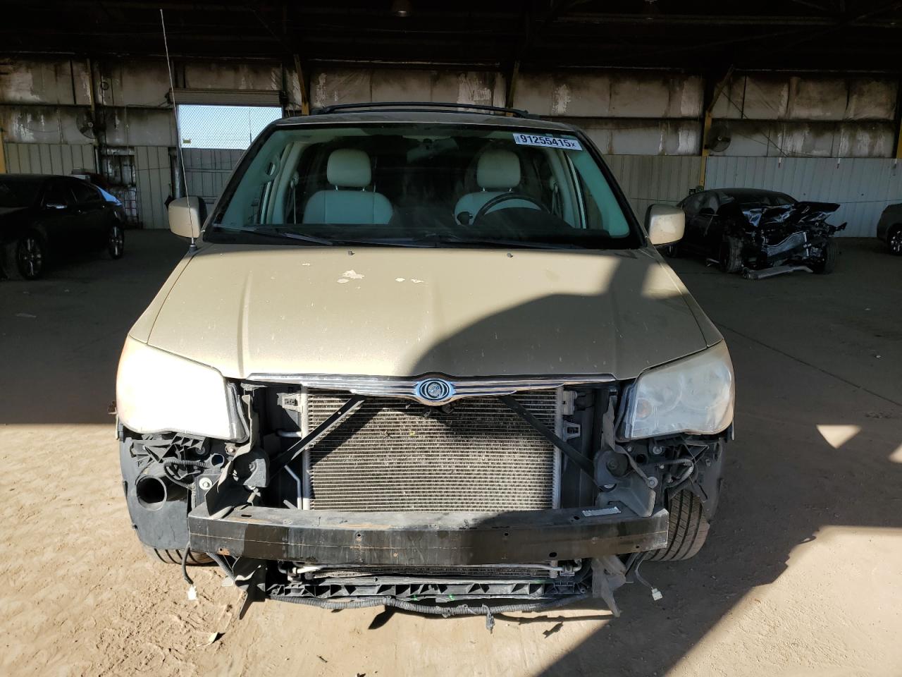 CHRYSLER TOWN & COUNTRY TOURING PLUS