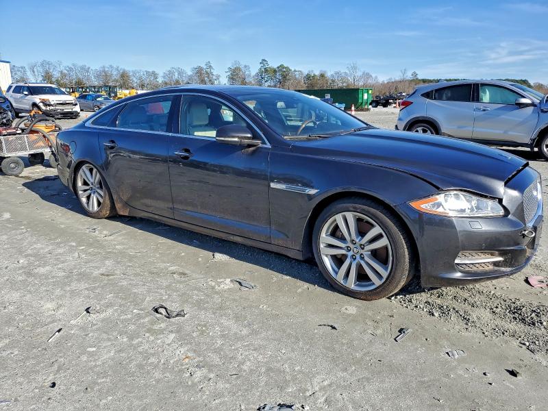 2013 JAGUAR XJL PORTFO #3298113143