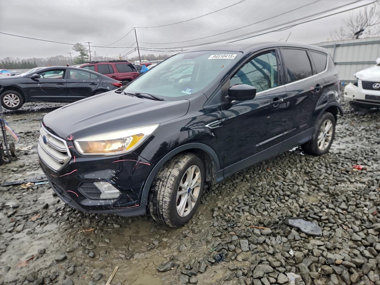 FORD ESCAPE SE