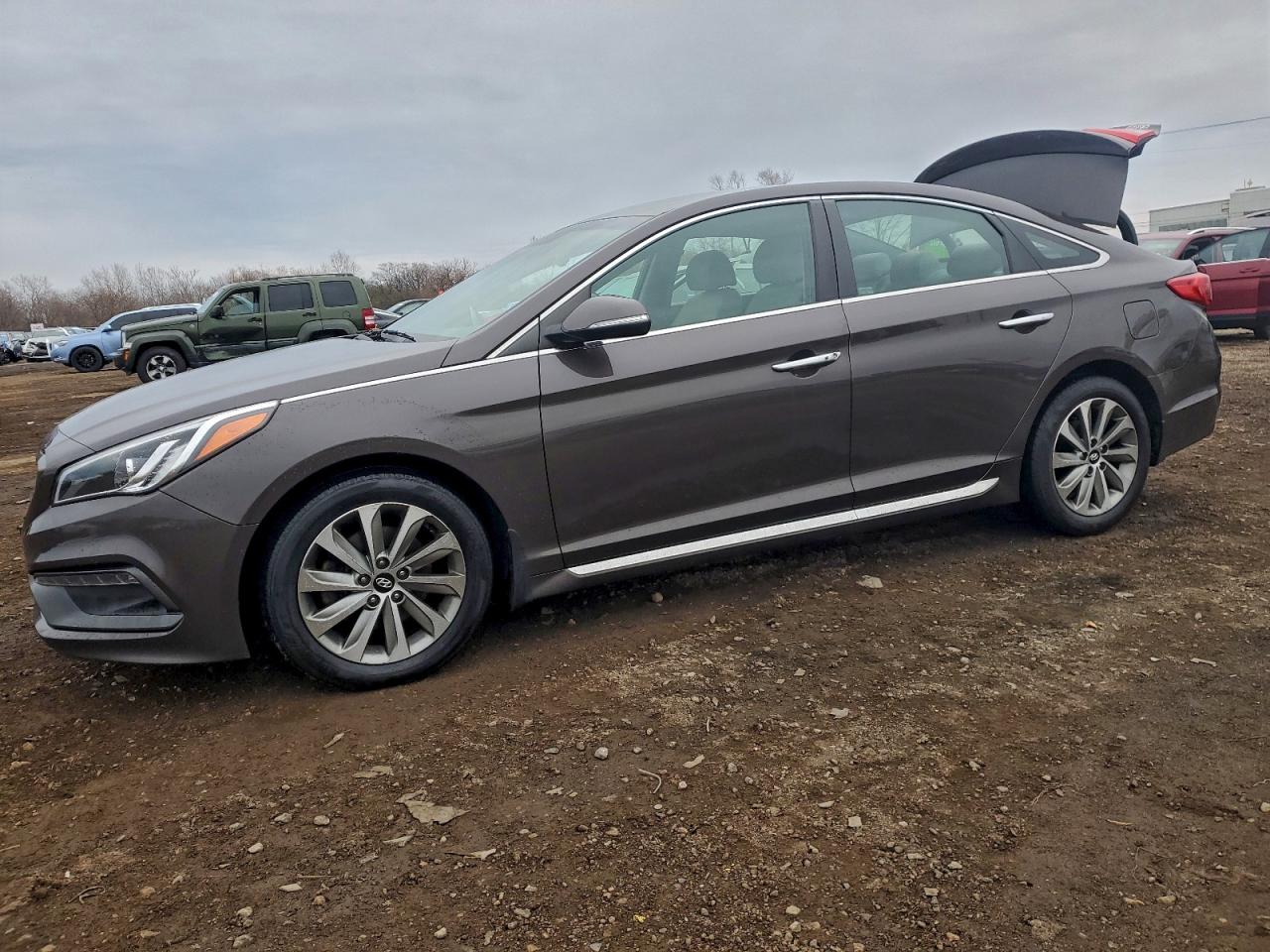 HYUNDAI SONATA SPORT
