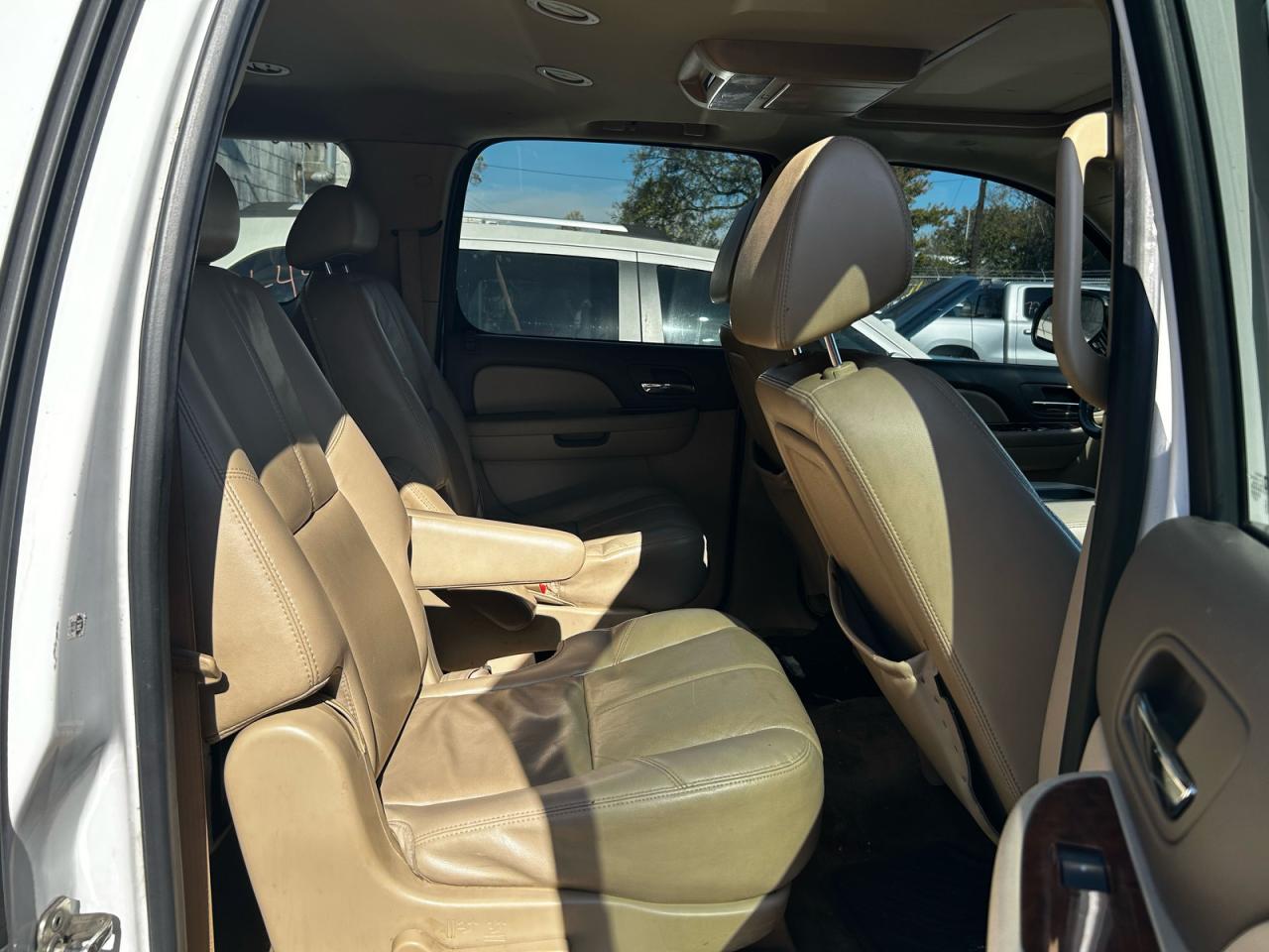 Lot #3283816422 2009 GMC YUKON XL C