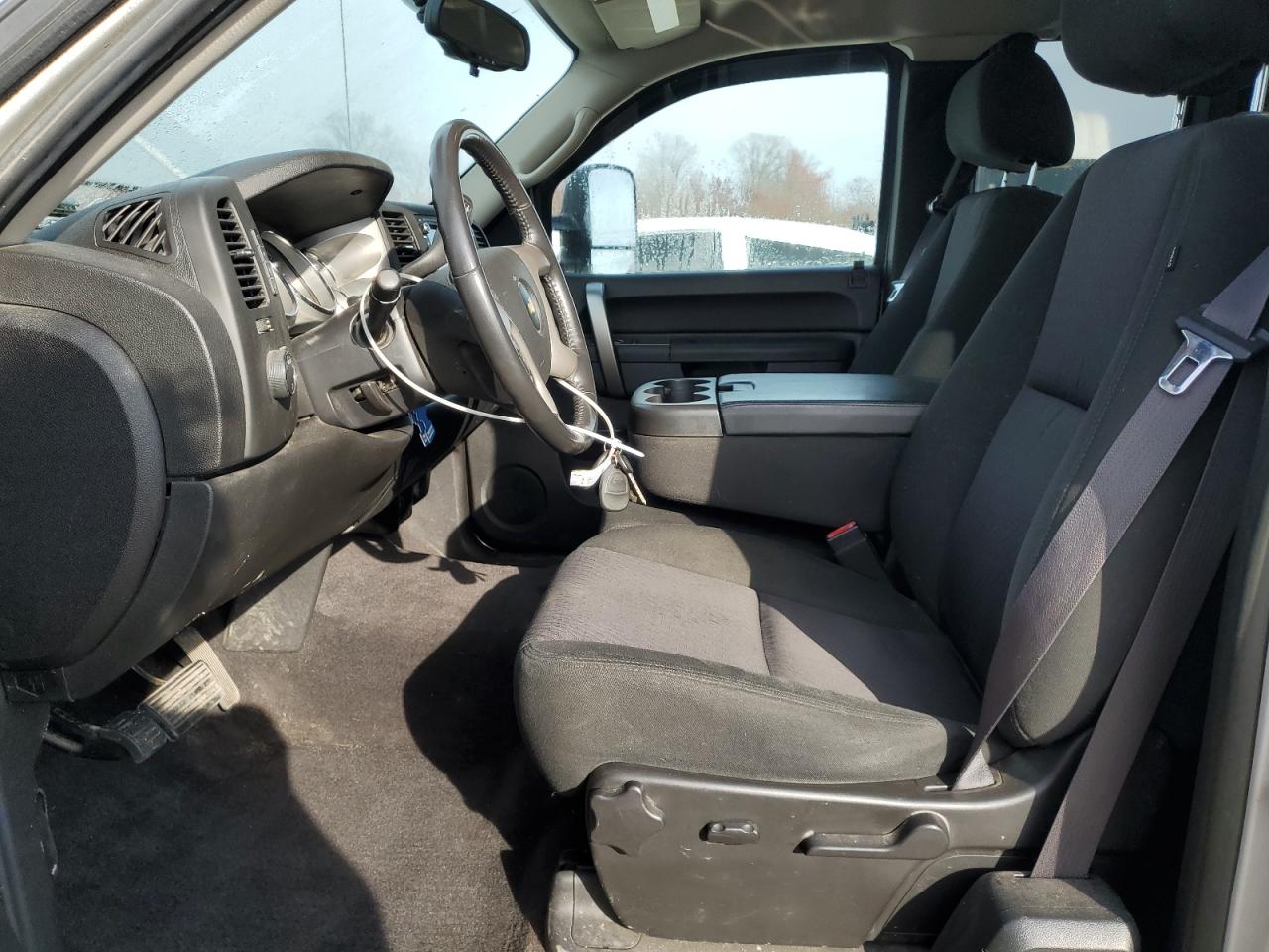 CHEVROLET SILVERADO C1500 LT