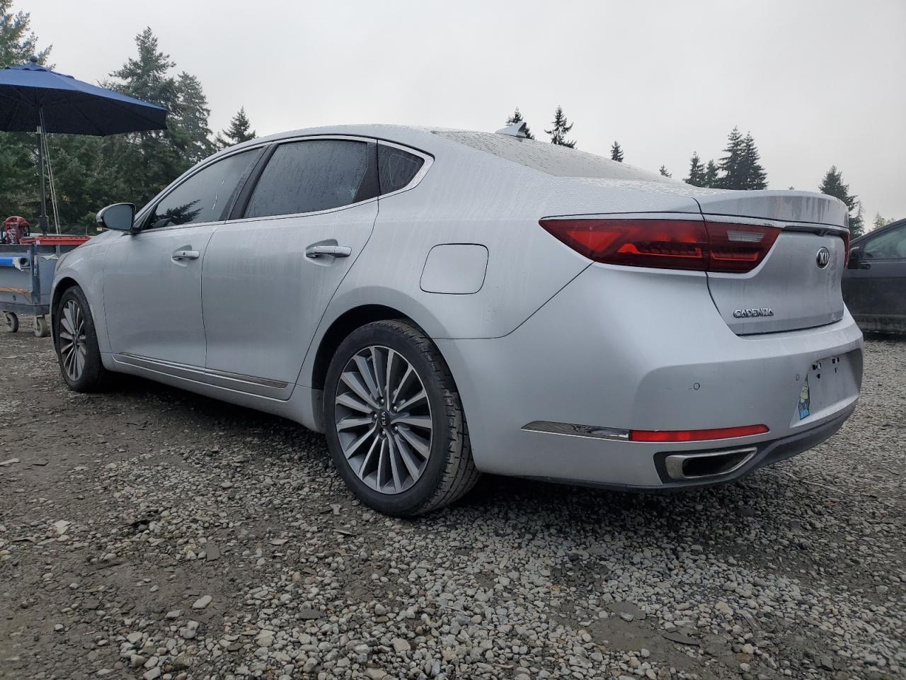 KIA CADENZA LUXURY