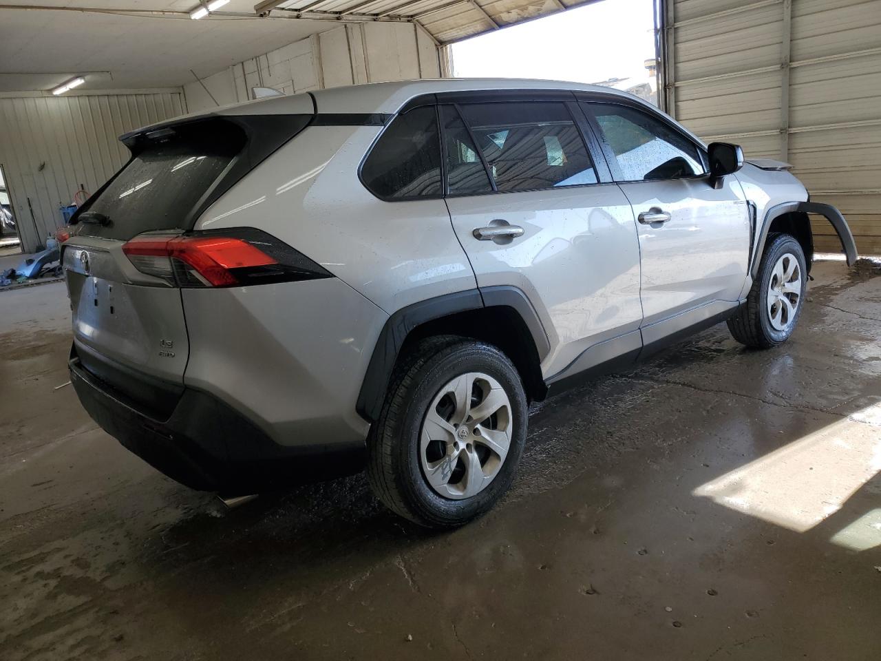 TOYOTA RAV4 LE