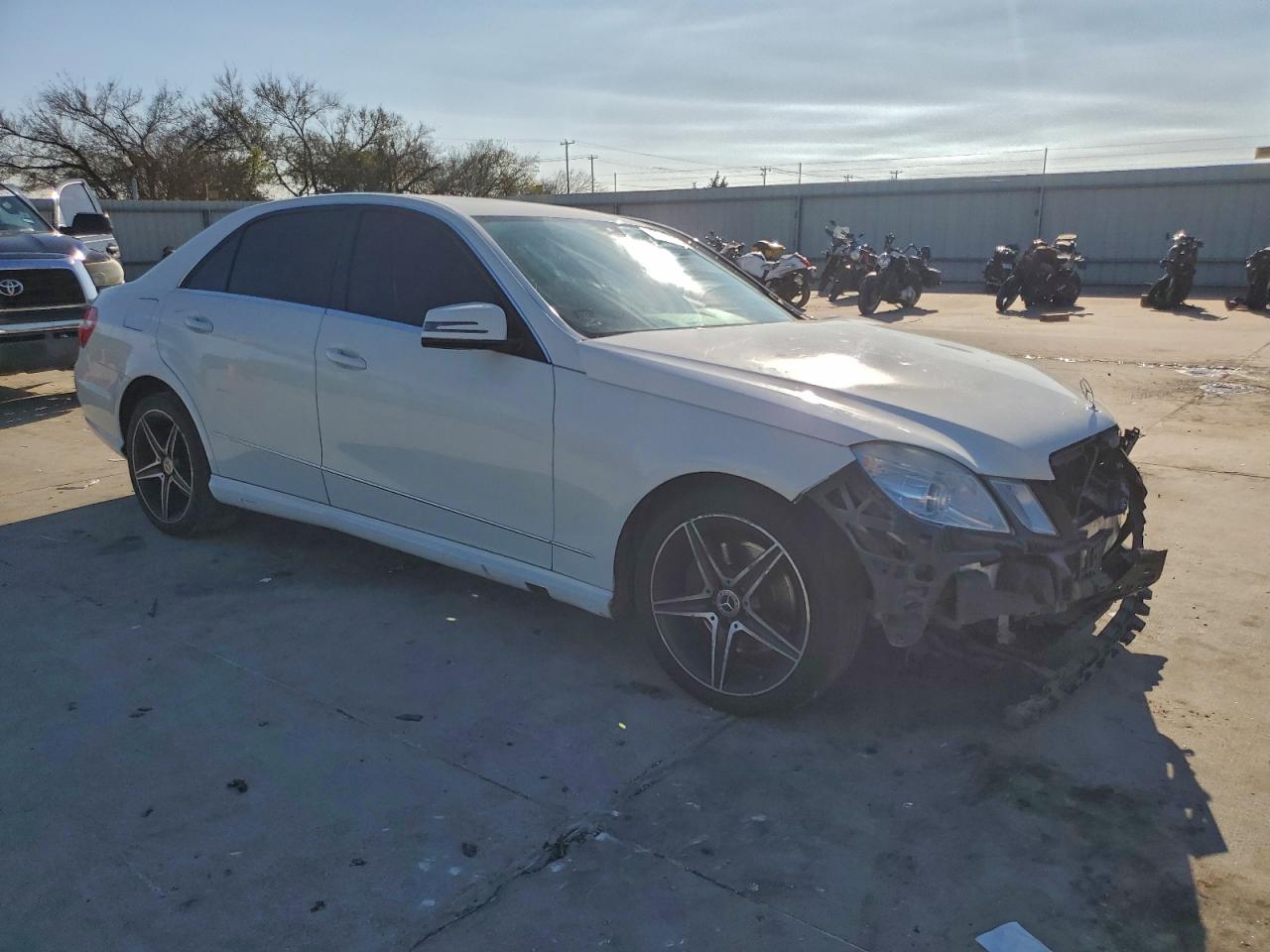 MERCEDES-BENZ E-CLASS 350