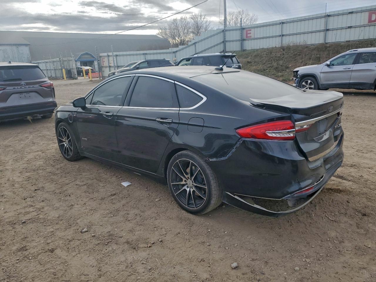 FORD FUSION SE PHEV